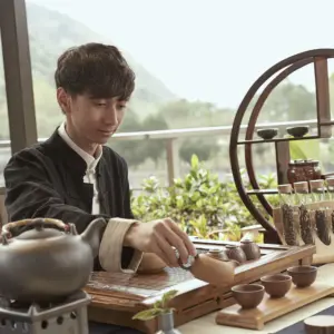 騰霖有機紅茶廠 葉尚軒