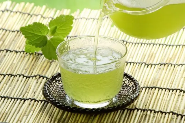 綠茶茶割飲品