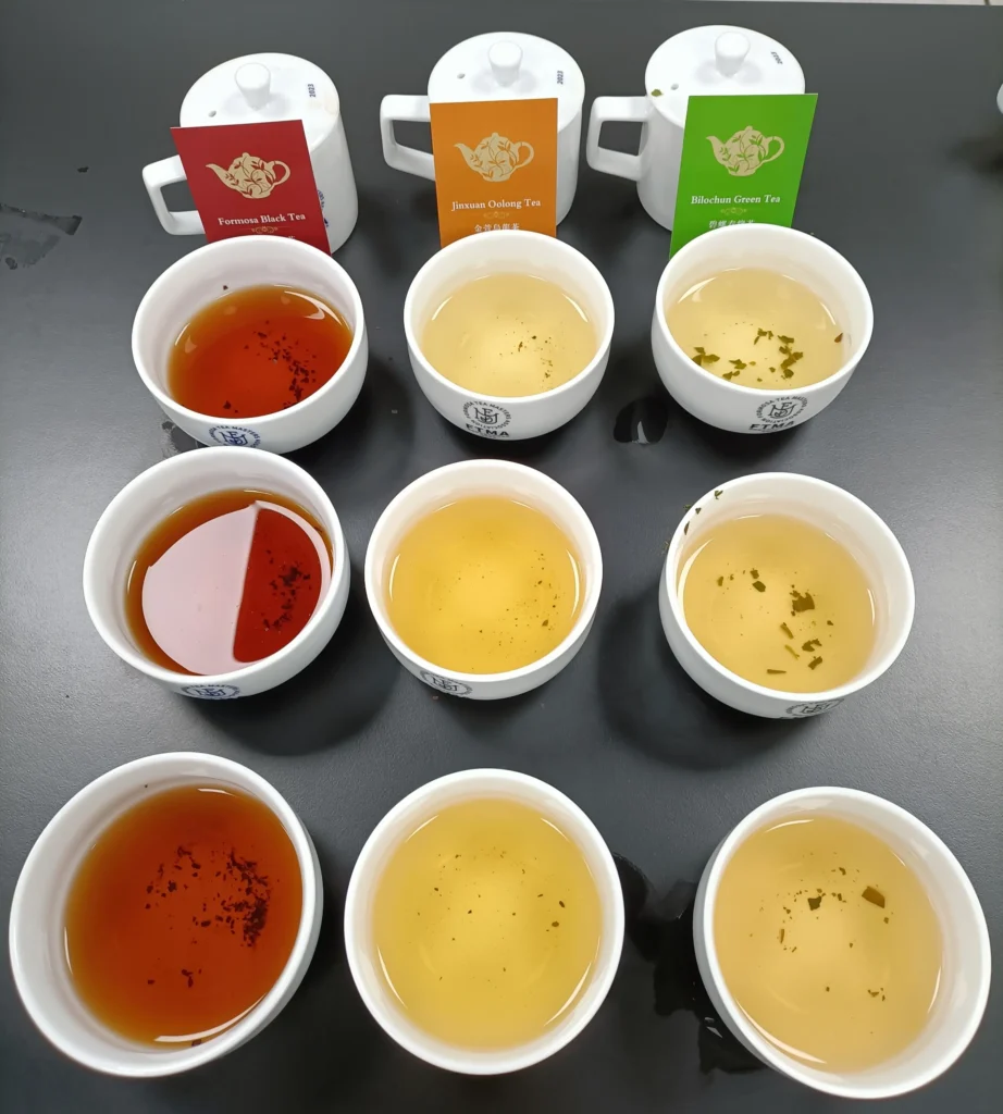 紅茶、包種茶、綠茶