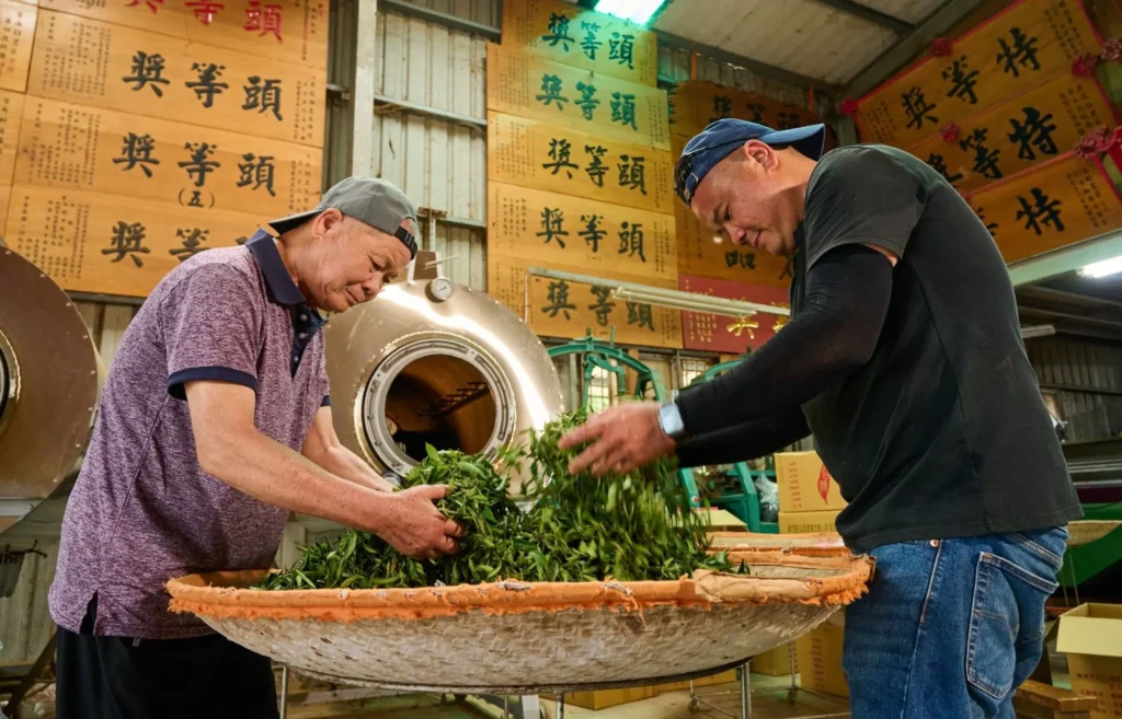 尚好茗茶廖俊融與父親廖文金